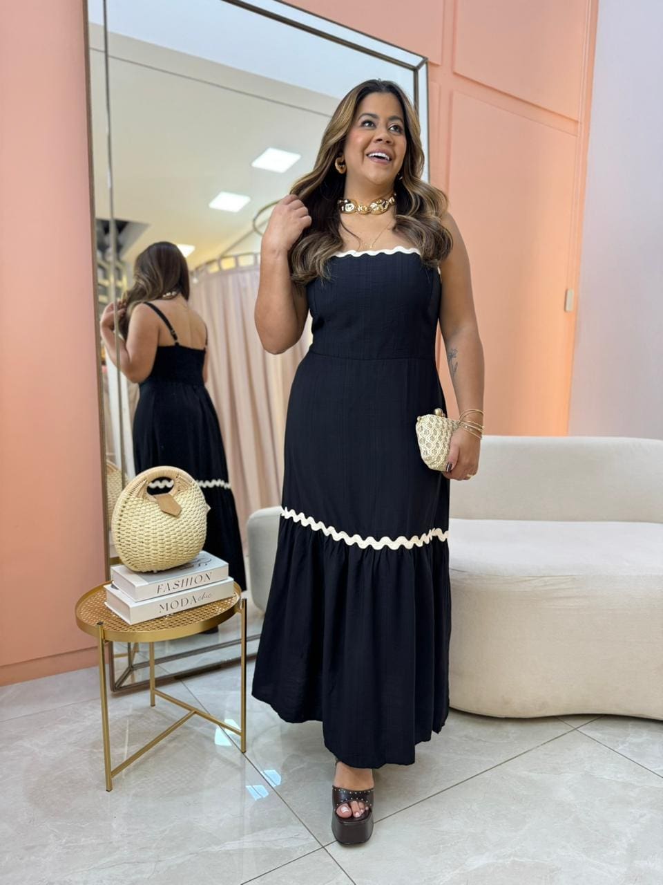 WhatsApp Image 2025-02-07 at 11.06.31 VEST MID BORDADO - Imagem 1