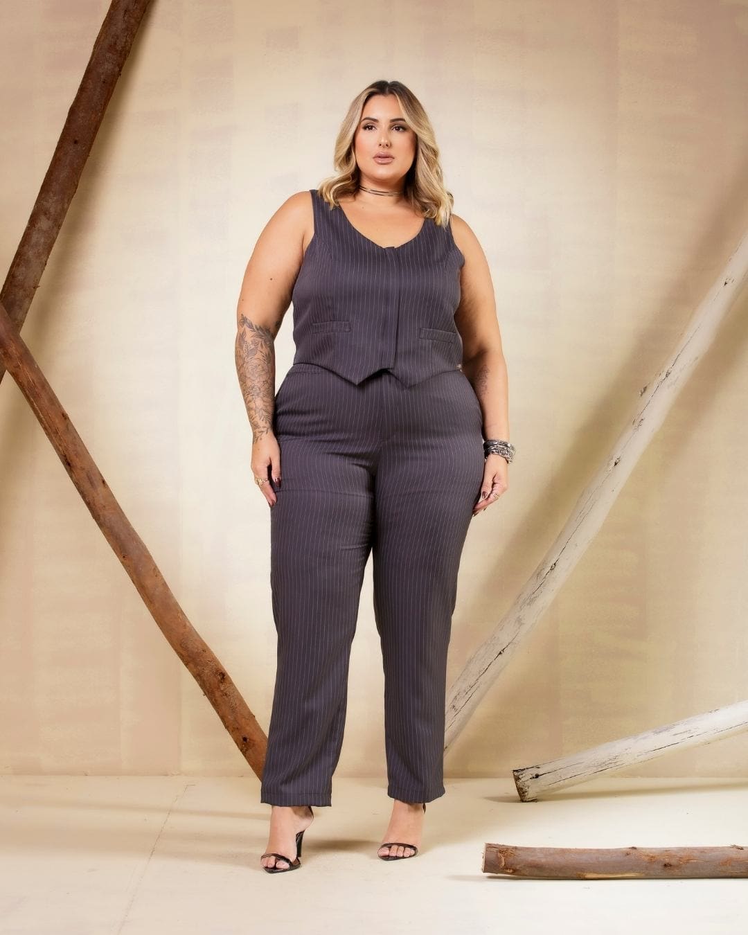 unica-new-collection-divas-voga (38) CJT RISCA DE GIZ PLUS - Imagem 1