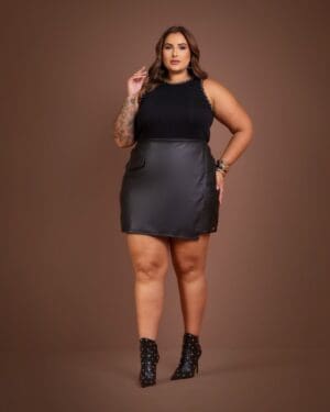 REGATA COM BORDADOS - Imagem 2