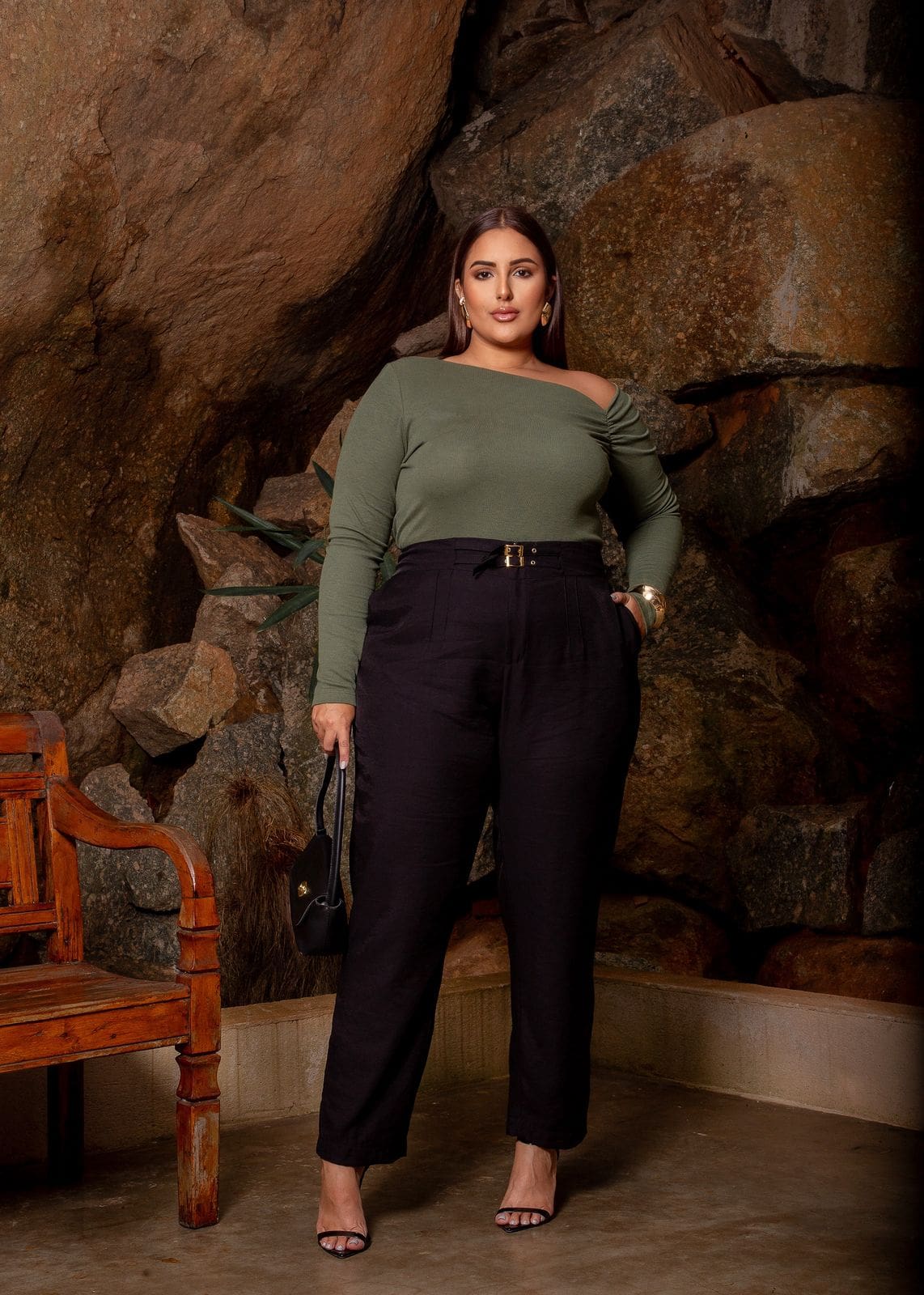 WhatsApp Image 2025-05-15 at 10.57.17 (1) CALÇA FIVELINHA NO CÓS - Imagem 7